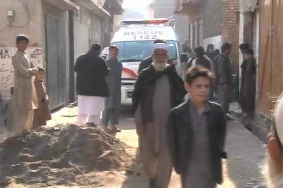 Woman alongwith her children axed down in Peshawar