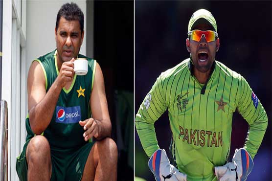 Umar Akmal shows total disregard of coach's warning on selfies