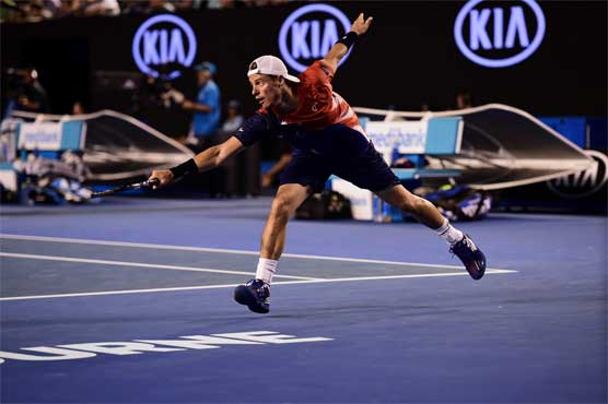 Tennis: Retiring Hewitt wins Grand Slam opener