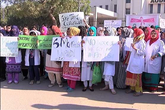 Doctors stage protest over non-payment of dues in Karachi's Jinnah hospital