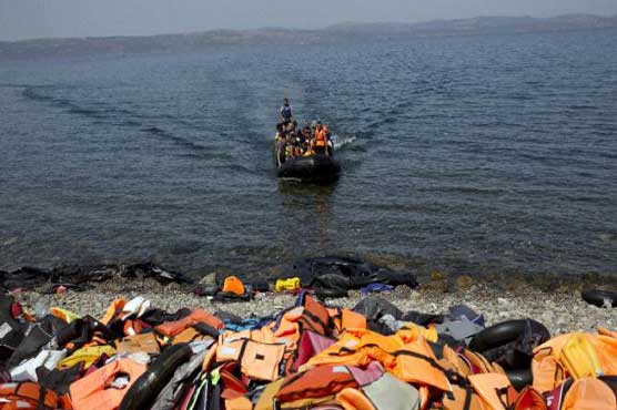 45 migrants drown as Turkey vows to stop flow to Europe