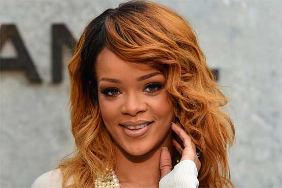 Rihanna returns as voice of empowerment -- and numbness