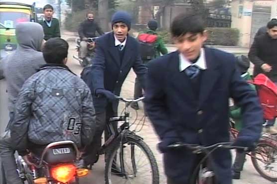 Parents suffer confusion as school opening issue remains unresolved