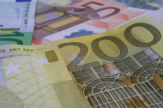 Pound recovers in Asia after falling on rate cut talk