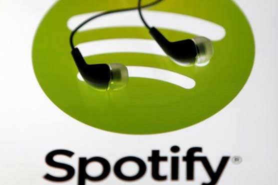 Apple fires back at Spotify over music streaming claims