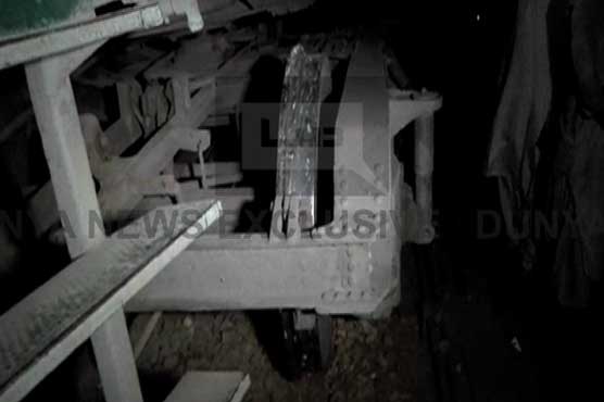 Four coaches of Zakariya Express derail at Kotri, no casualties reported