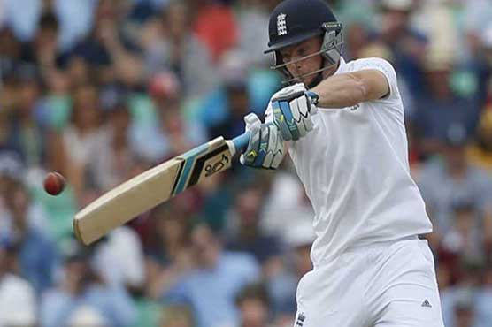 England's Buttler suffers thumb fracture