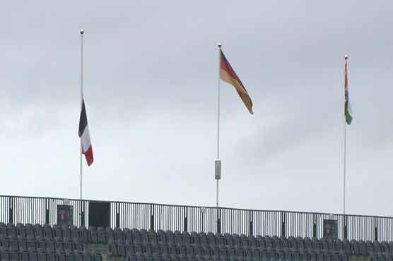 Golf: British Open pays tribute to Nice terror victims