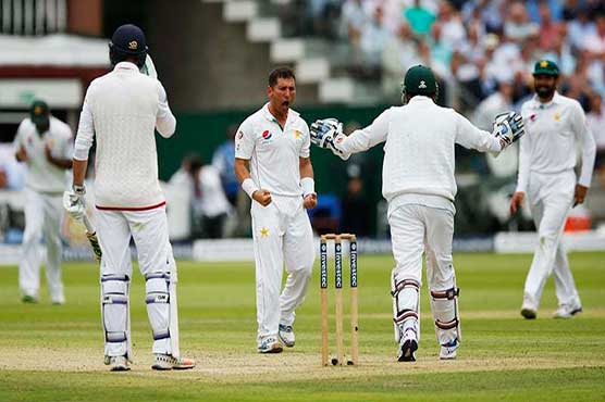 Pakistan has the edge as Yasir gets a five-wicket haul