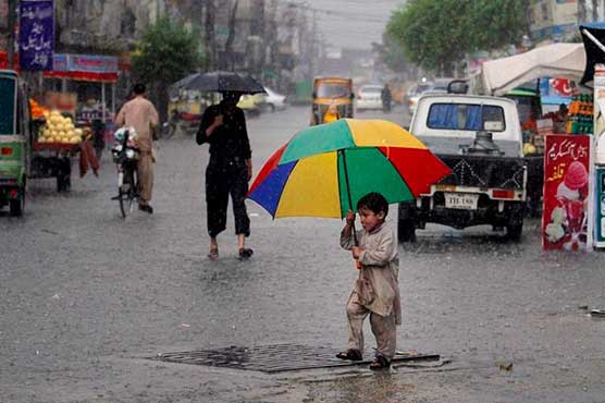 Several areas without power as heavy rains lash parts of Punjab