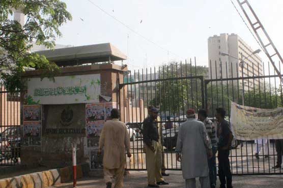 Sindh secretariat employees 'unaware' of black day today