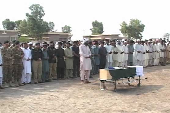 Funeral prayers of two martyred army personnel offered in Karachi