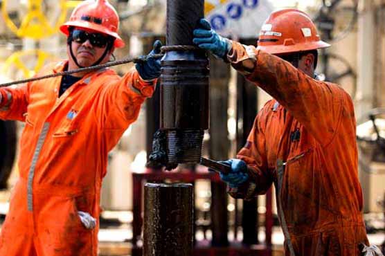Oil slightly higher after five-day slump