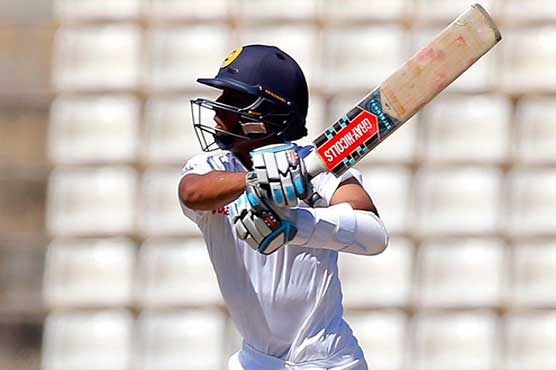 Mendis keeps Sri Lanka in hunt