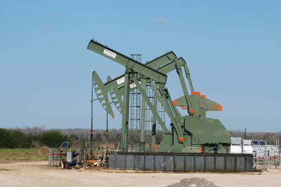 Oil prices hold steady on lower US supplies