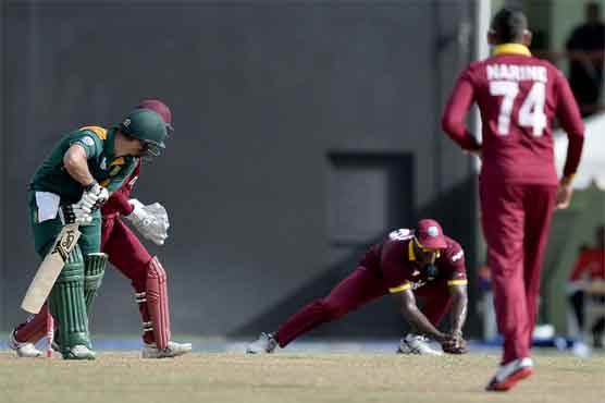 Narine six-for keeps South Africa to 188