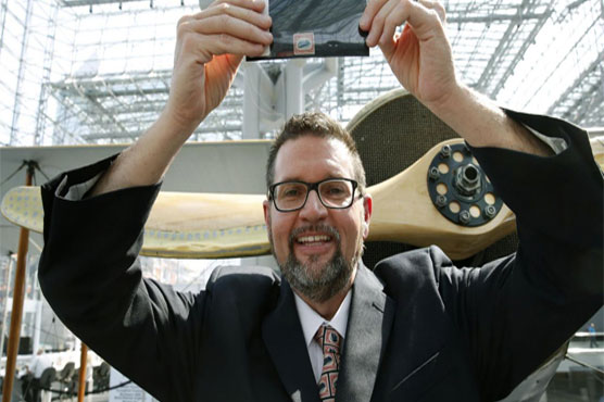 Inverted Jenny stamp stolen in 1955 is returned to owner