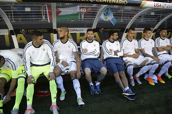 Messi on bench for Argentina