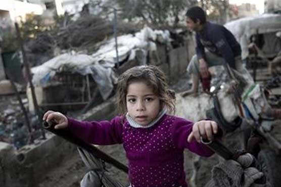 Wars and poverty force Gaza children to work