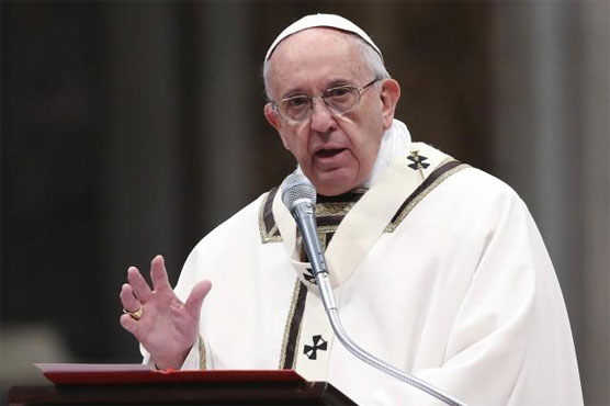 Pope hits out at 'brazen' free circulation of arms
