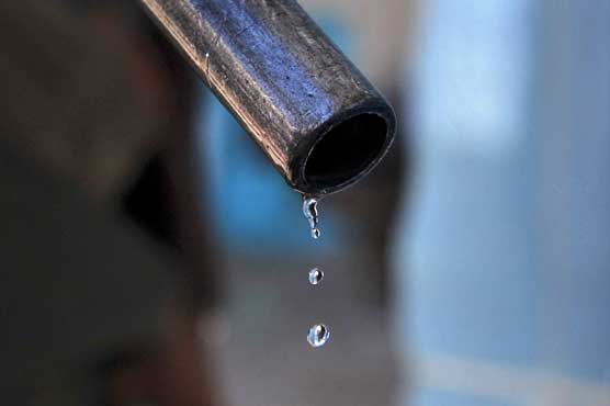 OPEC says oil glut to ease