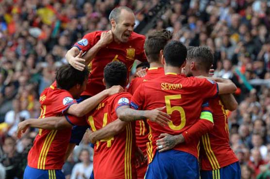 Goal hero Pique hails perfect Spain start