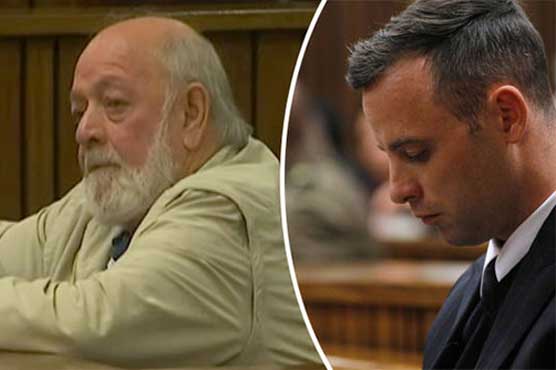 Steenkamp's father says Oscar 'has to pay for his crime'
