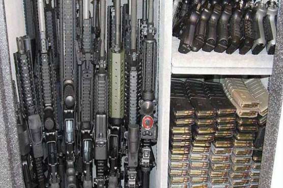 US gun industry thrives but challenged by demographics