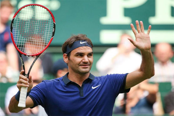Tennis: Federer eases through Halle opener, Nishikori out