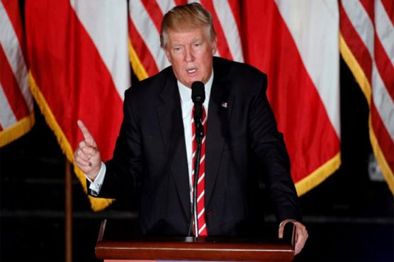 Trump backs surveillance of mosques despite criticism of rhetoric