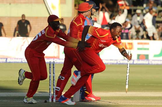 Rejuvenated Zimbabwe shock mighty India by two runs