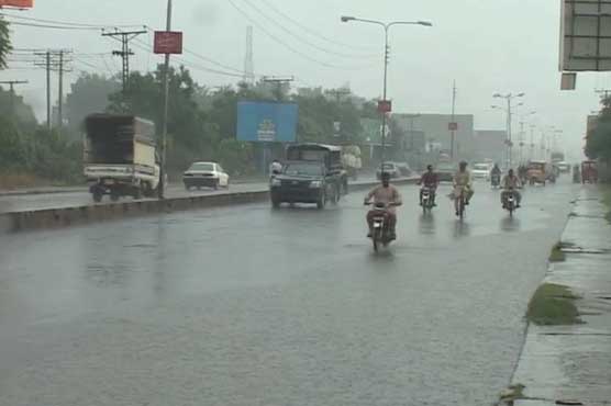 Rains subside hot weather in different Punjab cities