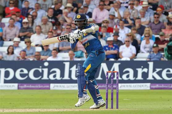 Mathews gives Sri Lanka a shot against England