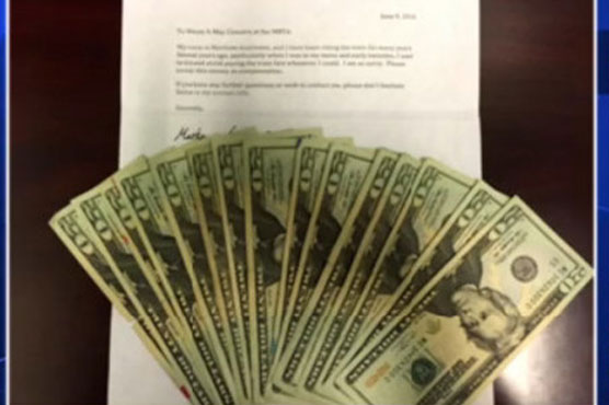 Repentant fare evader delivers apology letter, $300 in cash