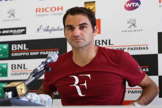 Tennis: Federer reaches crossroads at Wimbledon