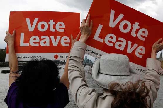 Pound, Asia markets collapse as Britain quits EU