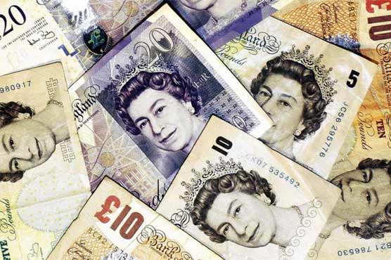 Pound dives as Brexit vote rattles forex market