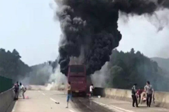 Bus fire kills 30 in central China: Xinhua
