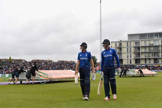 Rain has final say as Hales goes from hero to zero