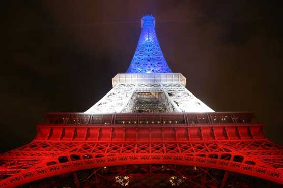 Strike shuts Eiffel Tower to tourists again