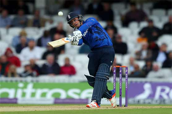 Roy's stunning knock powers England to victory