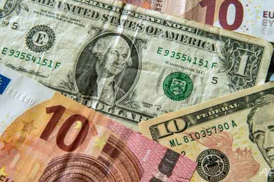 Euro falls vs Dollar as eurozone inflation goes negative