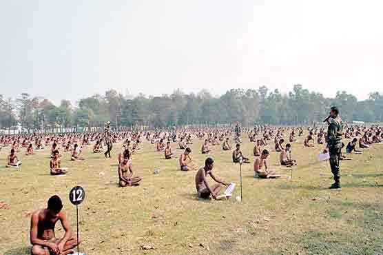 Indian army makes candidates strip to foil cheating