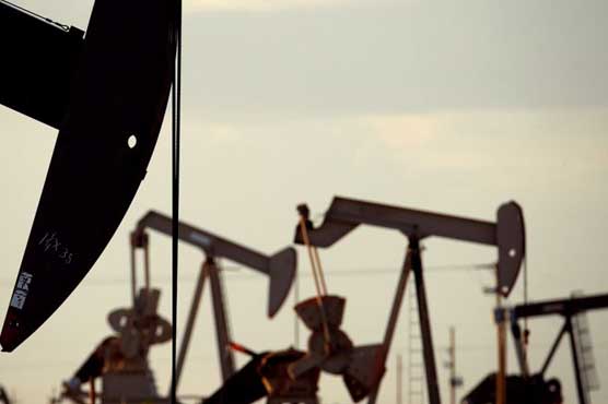 Oil prices fall ahead of US inventory data