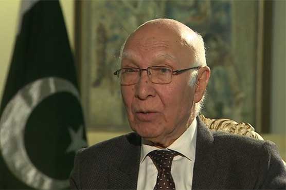 Sartaj Aziz admits presence of Afghan Taliban leadership in Pakistan