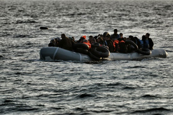 25 migrants die as EU seeks Turkish help to slow influx
