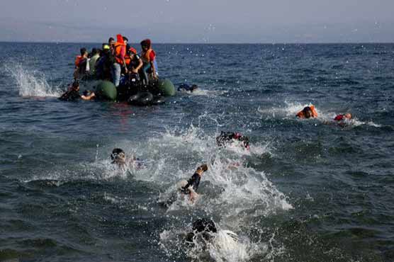 Five dead, including baby, in fresh migrant sinking off Turkey