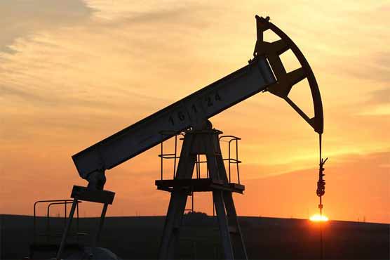 Oil prices dip amid doubts about producer meeting