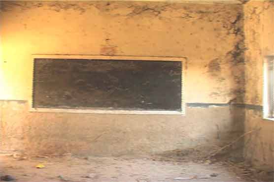 Sindh education dept has too many secretaries but zero performance