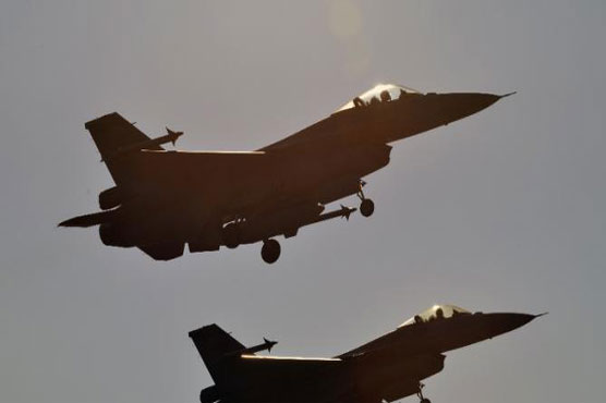 Turkey pounds Kurdish camps after Ankara bombing